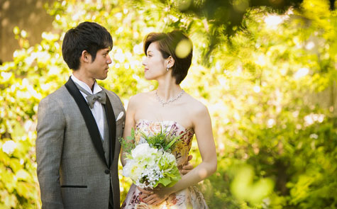 ブライダルブースよりお衣装選び